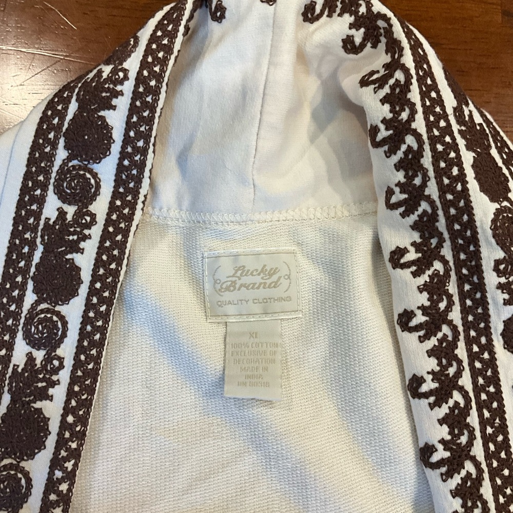 Lucky Brand Ivory Kimono with Chocolate Embroidery - Picture 3 of 4